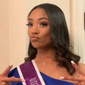 Meet your Posher, Kiki